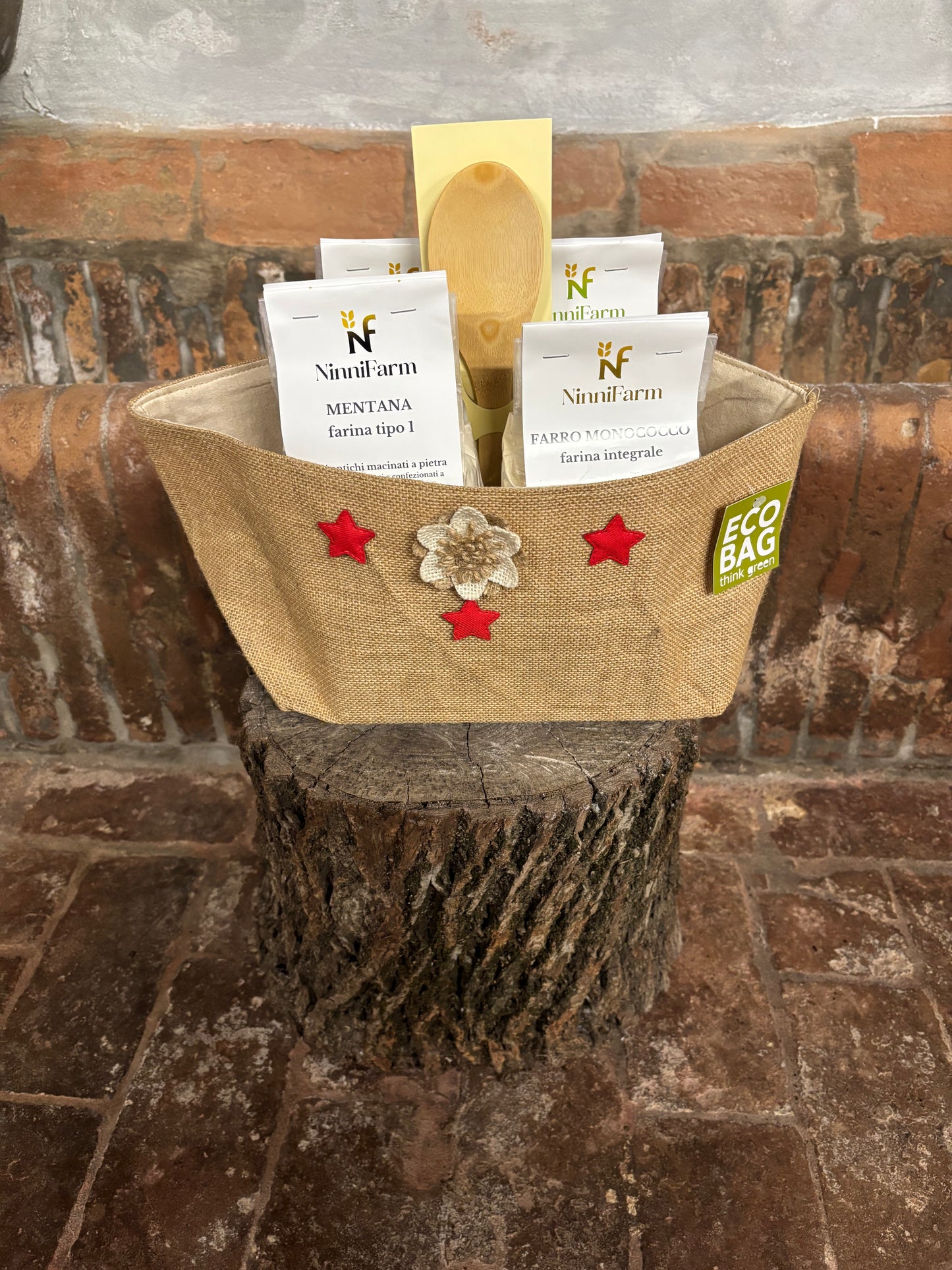 Selezione di grani antichi macinati a pietra